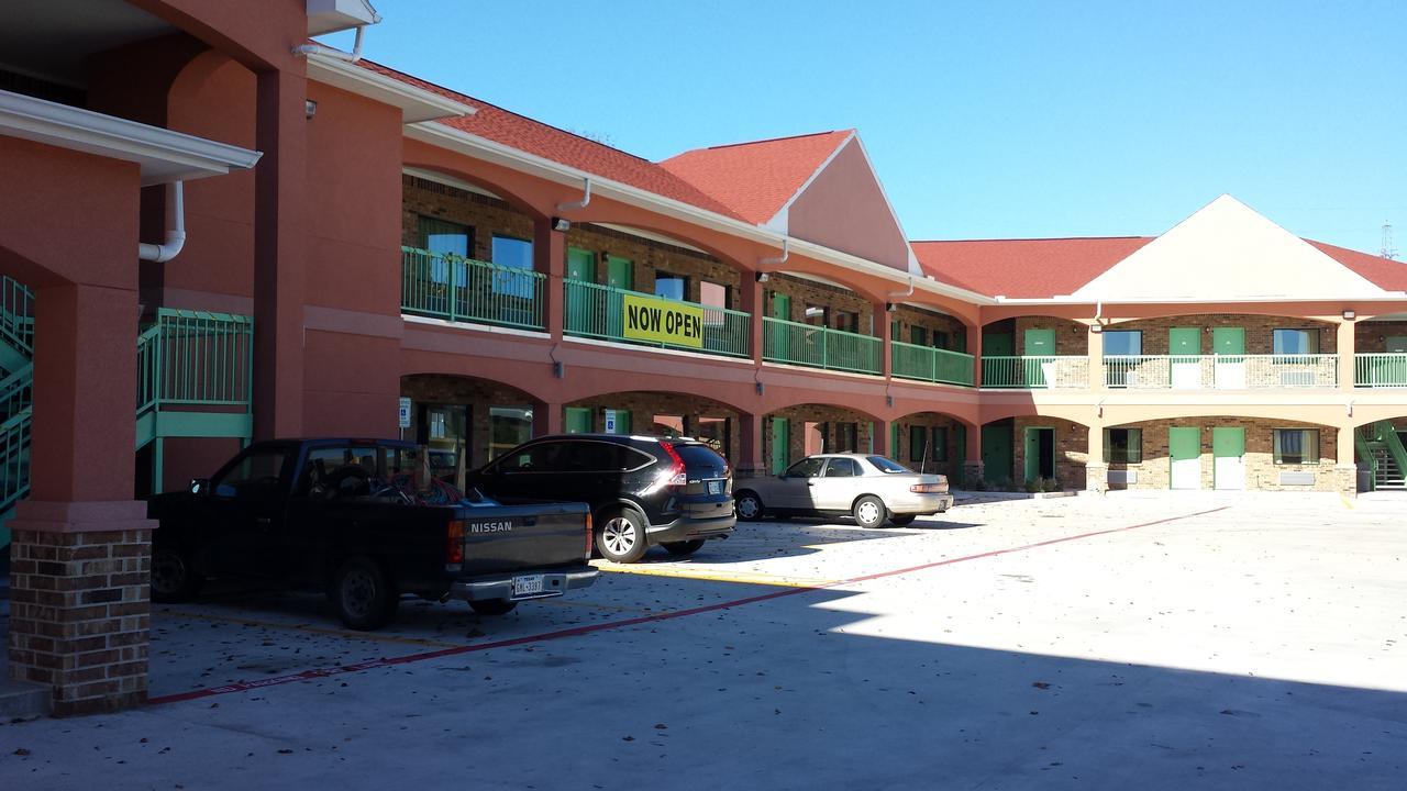 Classic Inn & Suites Humble Exteriör bild