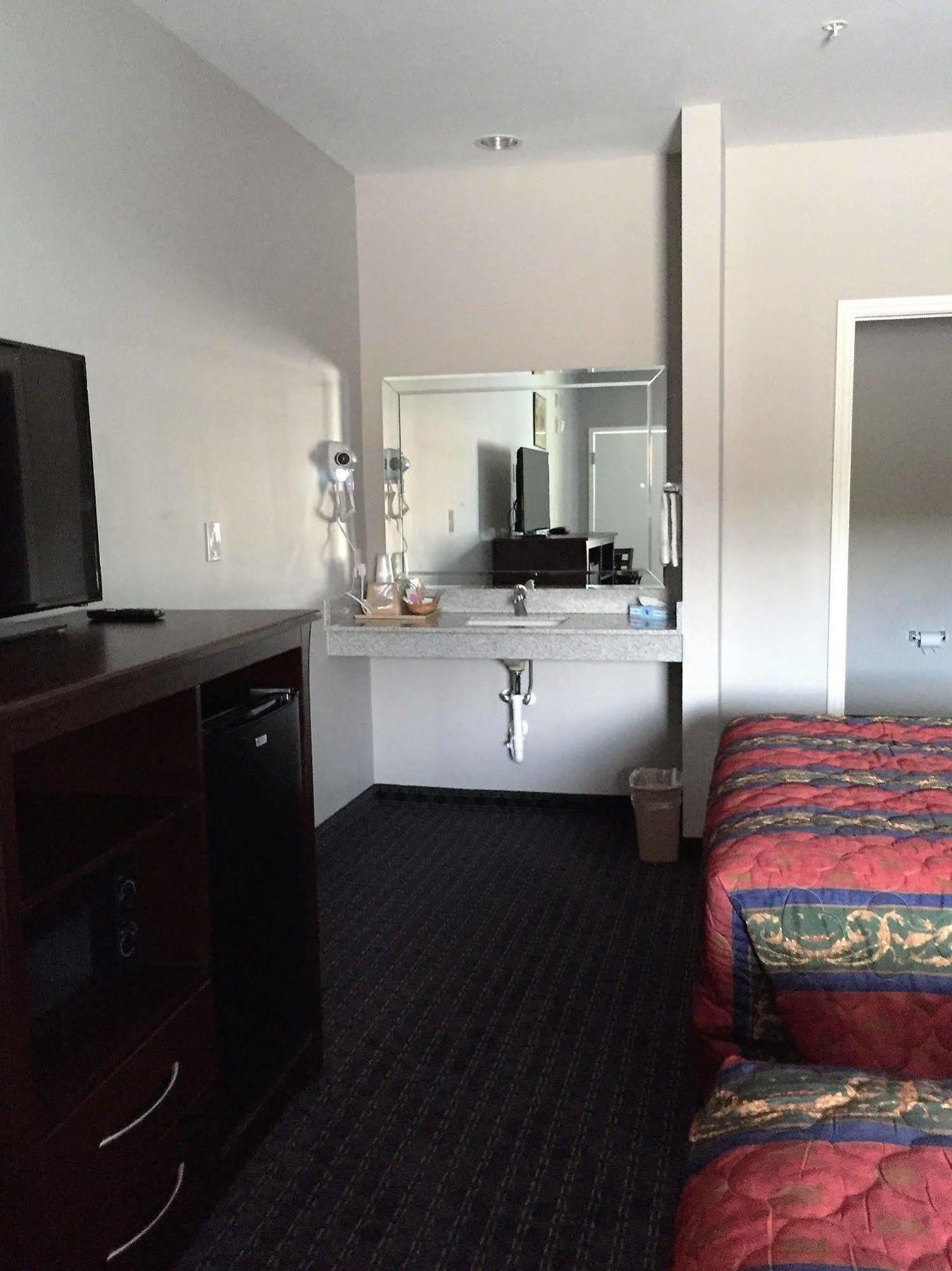 Classic Inn & Suites Humble Exteriör bild